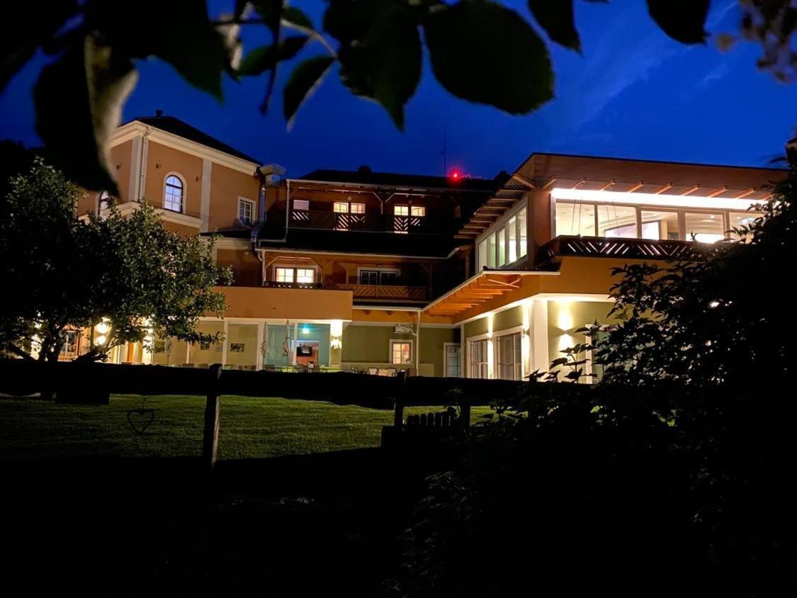 Landhotel Timmerer Möderbrugg Exterior foto